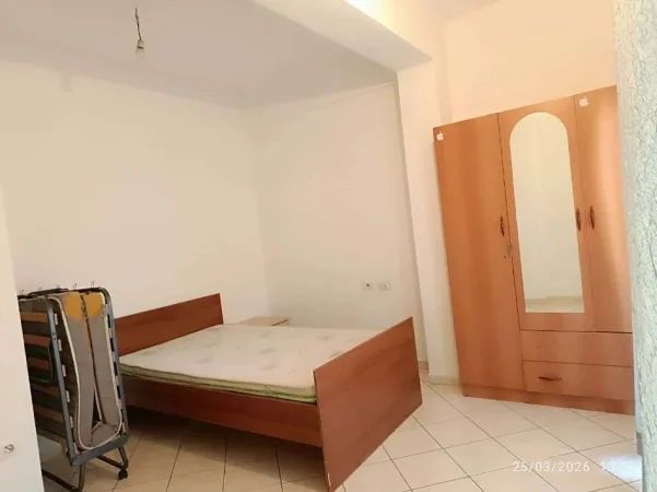 Tirane, jepet me qera apartament 2+1+Ballkon Kati 7, 85 m² 450 € (DON BOSKO)