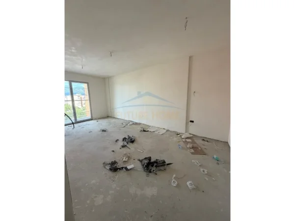 Tirane, shitet apartament 1+1 Kati 6, 68 m² 136.500 € (FUSHA E AVIACIONIT)