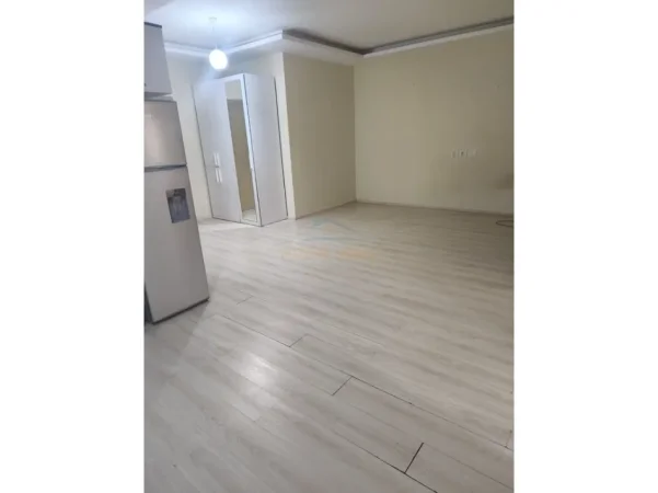 Tirane, shitet apartament 2+1 Kati 1, 75 m² 115.000 € (RRUGA 5 MAJI)