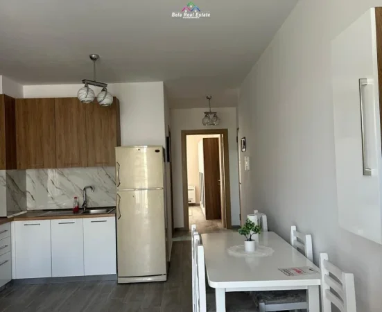 Tirane, jepet me qera apartament 1+1 Kati 2, 78 m² 440 € (Rruga xhemal Sheh Abazi)