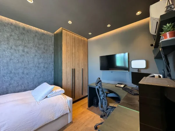 Tirane, shitet apartament 3+1 , 131 m² (Komuna e Parisit)