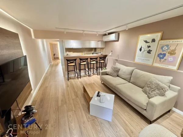 Tirane, jepet me qera apartament 2+1 Kati 1, 135 m² 670 € (mihal grameno)