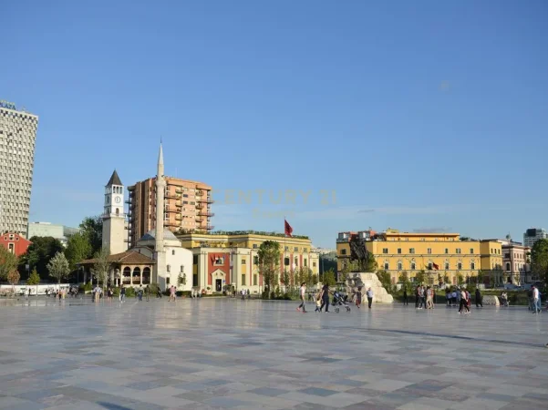 Tirane, jepet me qera hotel , 1.850 m² 46.500 € 