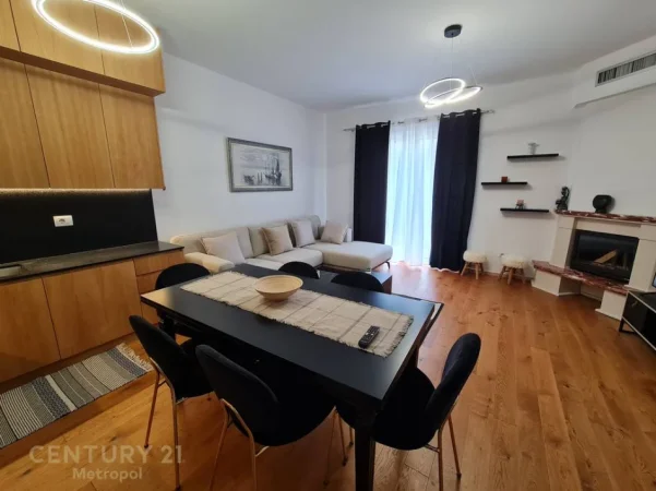 Tirane, jepet me qera apartament 2+1+Aneks+Ballkon Kati 2, 100 m² 1.200 € (Petrele)