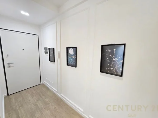 Tirane, jepet me qera apartament 2+1+Aneks+Ballkon Kati 3, 140 m² 1.200 € 