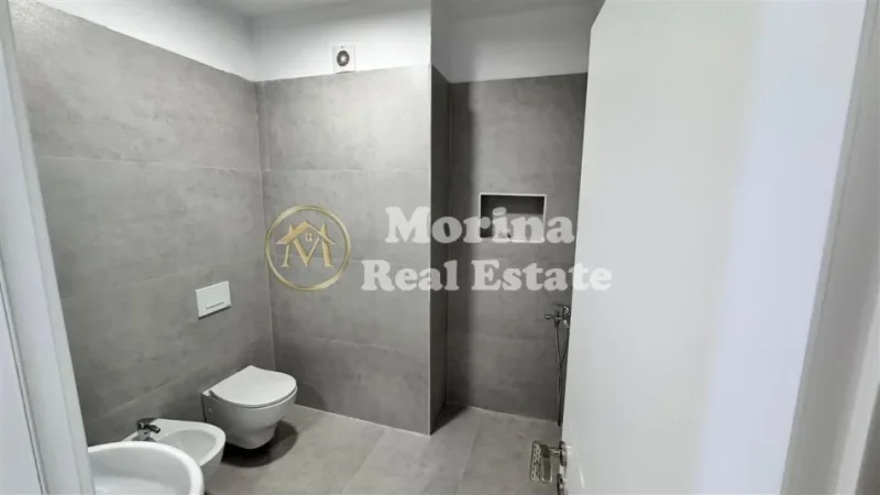 Tirane, jepet me qera apartament 2+1 Kati 0, (Apartament 212 Fusha Aviacionit)