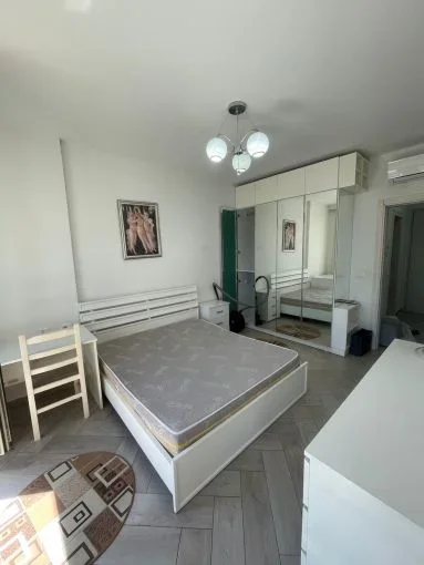 Tirane, jepet me qera apartament 1+1+Aneks+Ballkon Kati 5, 70 m² 550 € (zogu i zi)