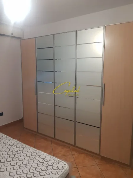 Tirane, jepet me qera apartament 1+1 Kati 6, 73 m² 500 € (RRUGA E KAVAJES)