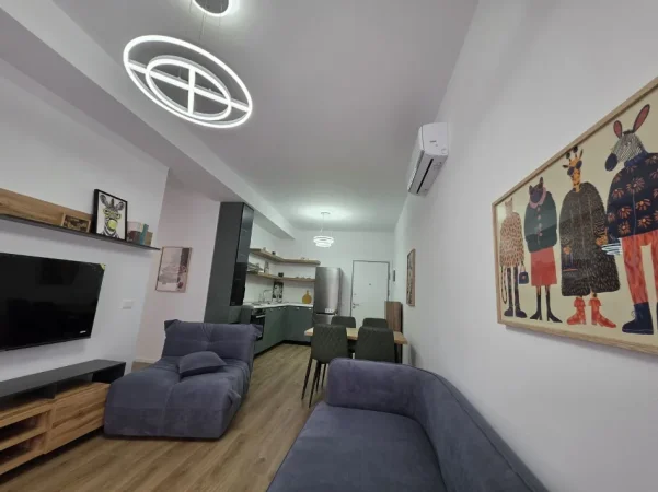Tirane, jap me qera apartament 2+1 Kati 8, 75 m² 550 € (Ali Demi)