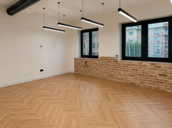 Tirane, jepet me qera zyre Kati 2, 125 m² 1.900 € (VASIL SHANTO)