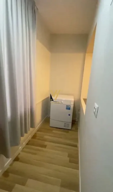 Tirane, jepet me qera apartament 1+1+Ballkon Kati 3, 54 m² 570 € (MINISTRIA E DREJTESISE)