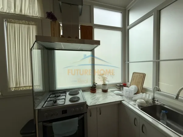 Tirane, shitet apartament 3+1 Kati 5, 114 m² 365.000 € (Liqeni i Thatë)