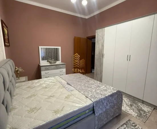 Tirane, jepet me qera apartament 2+1+Ballkon Kati 2, 70 m² 700 € (Vasil Shanto)
