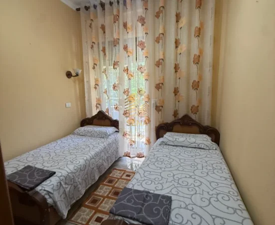 Tirane, jepet me qera apartament 2+1+Ballkon Kati 2, 70 m² 700 € (Vasil Shanto)