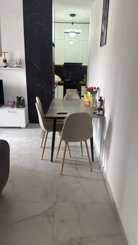 Durres, shitet apartament 1+1+Ballkon Kati 3, 62 m² 90.000 € (Golem rruga vienna)