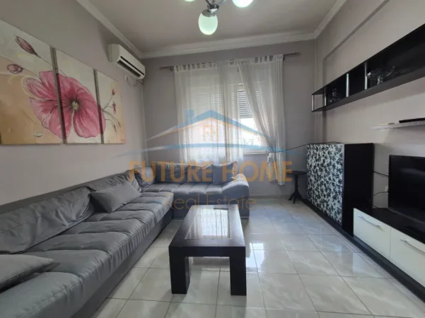 Tirane, shes apartament 2+1+Ballkon Kati 5, 84 m² 230.000 € (Ish Parku i Autobuzave)
