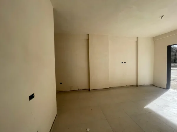 SHITET APARTAMENT 2+1+2  RRUGA ELBASANIT   175.000 €