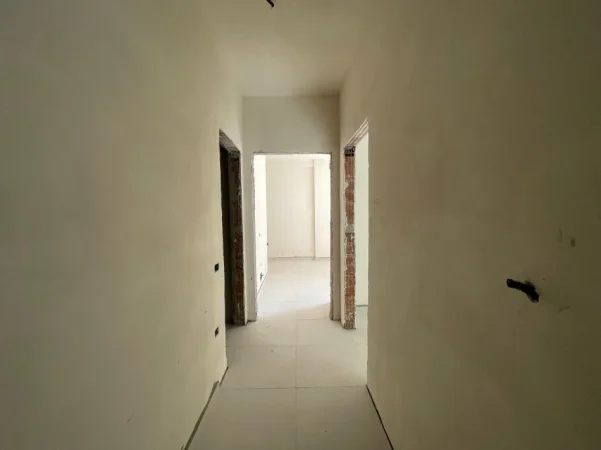 SHITET APARTAMENT 2+1+2  RRUGA ELBASANIT   175.000 €