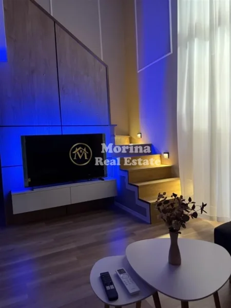 Tirane, jepet me qera apartament 1+1 Kati 1, 70 m² 600 € (Apartamet Duplex Golden Park)