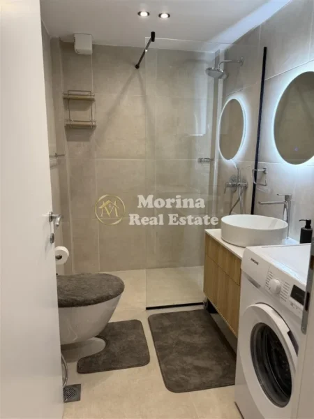 Tirane, jepet me qera apartament 1+1 Kati 1, 70 m² 600 € (Apartamet Duplex Golden Park)