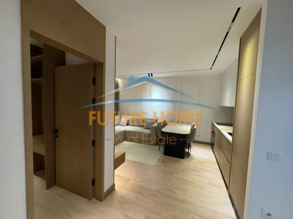 Qira, Apartament 1+1+Post Parkimi, Komuna e Parisit