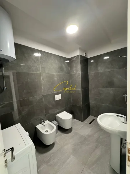 Tirane, jepet me qera apartament 2+1 Kati 8, 95 m² 600 € (ASTIR)