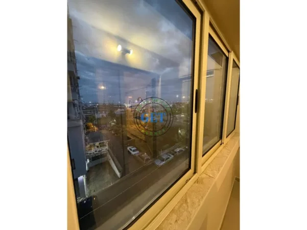 Durres, jepet me qera apartament 2+1 Kati 4, 75 m² 550 € (Rruga e Portit)