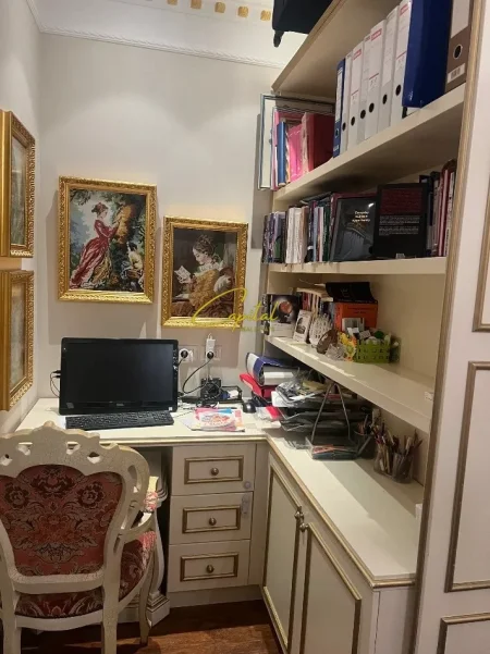 Tirane, jepet me qera apartament 1+1 Kati 9, 76 m² 700 € (KOMUNA E PARISIT)