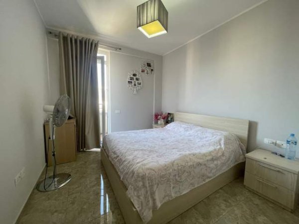 Tirane, shitet apartament 2+1 Kati 11, 166.000 Euro (Fusha Aviacionit)