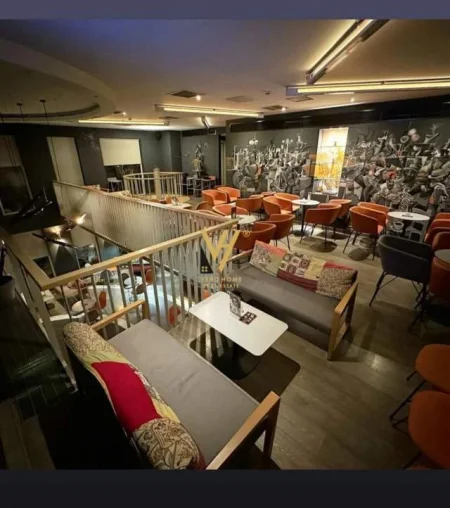 Tirane, shitet bar-kafe Kati 0, 193 m² 1.000.000 Euro (GARDA , BLLOKU)