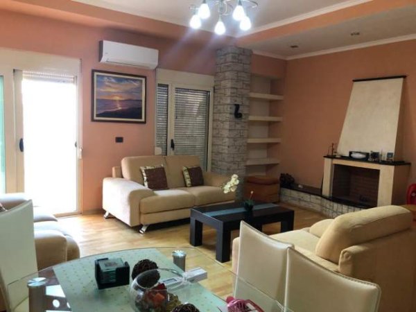 Tirane, jepet me qera apartament Kati 6, 120 m² 500 Euro