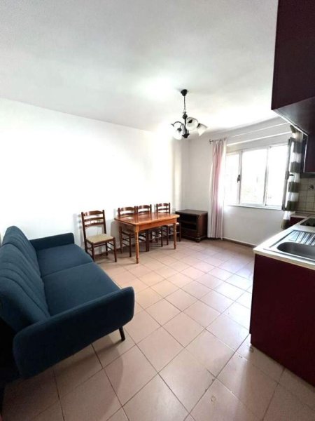 Tirane, shes apartament 2+1 63 m² 115.000 Euro (Blloku Ambasadave)