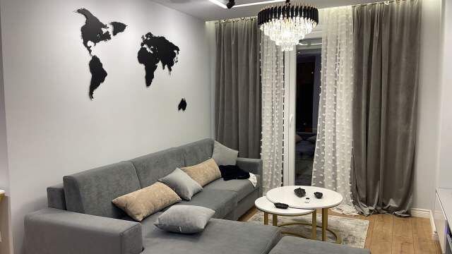 Tirane, jepet me qera apartament 2+1 Kati 6, 90 m² 800 Euro (Fusha Aviacionit)
