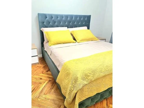 Tirane, jepet me qera apartament 80 m² 650 Euro (myslym shyre)