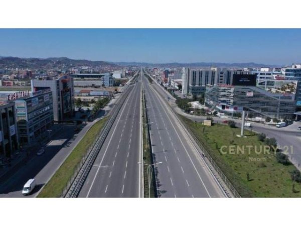 Tirane, shes toke 28.000 m² 2.520.000 Euro (Autostrada Tirane-Durres)