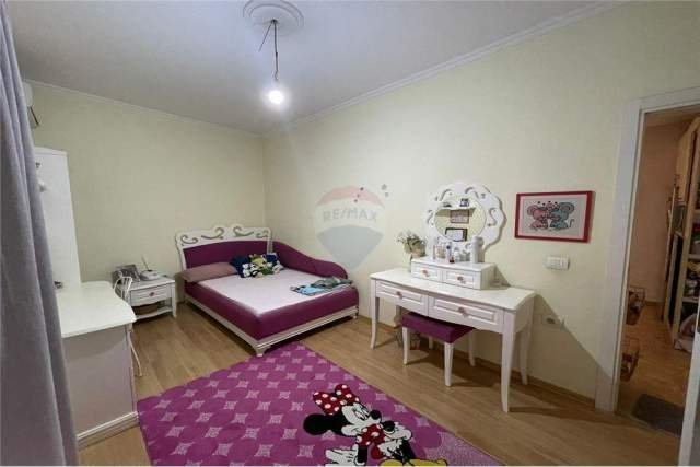 Tirane, shitet apartament 3+1+A+BLK Kati 10, 320 m² 550.000 Euro (Rr. Elbasanit)