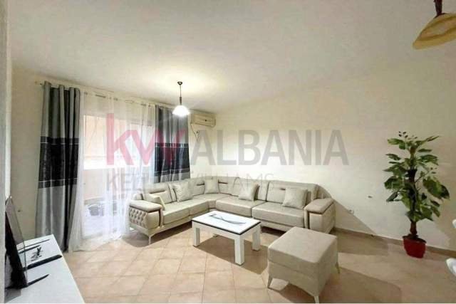 Tirane, jepet me qera apartament 2+1+BLK Kati 8, 104 m² 800 Euro (Rruga Mujo Ulqinaku)
