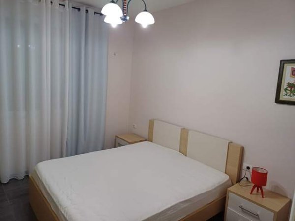 Tirane, jepet me qera apartament 2+1+BLK Kati 3, 105 m² 450 Euro (REZIDENCA KODRA E DIELLIT 1)