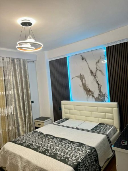 Tirane, shitet apartament 2+1 Kati 3, 116 m² 140.000 Euro (rruga jata)