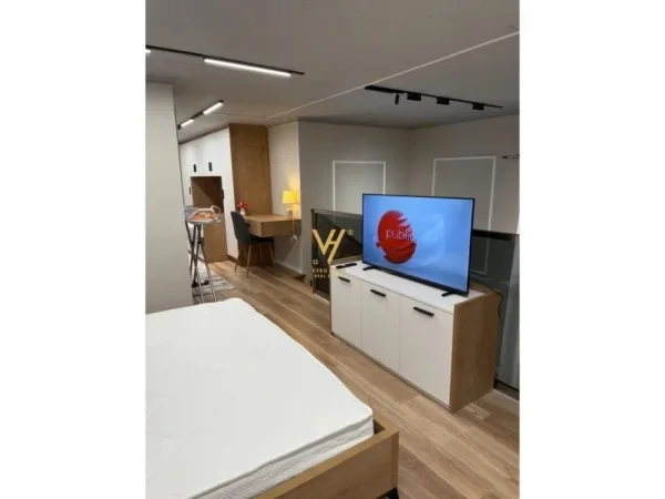 Tirane, jepet me qera apartament duplex 1+1+Ballkon Kati 1, 70 m² 620 € (GOLDEN PARK 3, YZBERISHT)