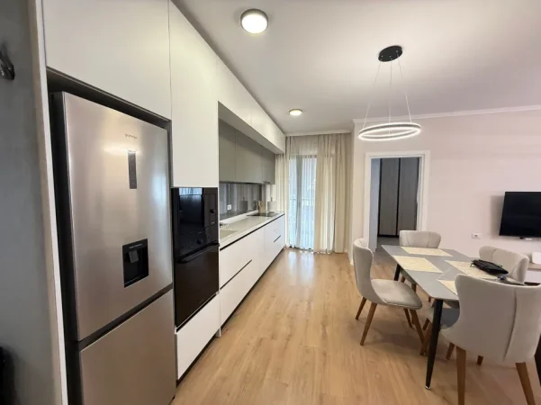 Tirane, jepet me qera apartament 2+1 Kati 6, 120 m² 1.300 € (rruga e durresit)