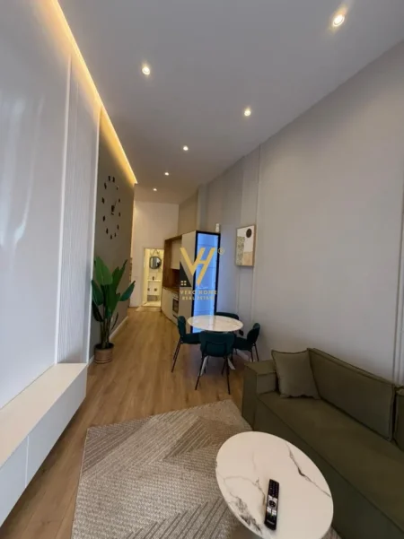 Tirane, jepet me qera apartament duplex 1+1+Ballkon Kati 0, 75 m² 520 € (ASTIR)