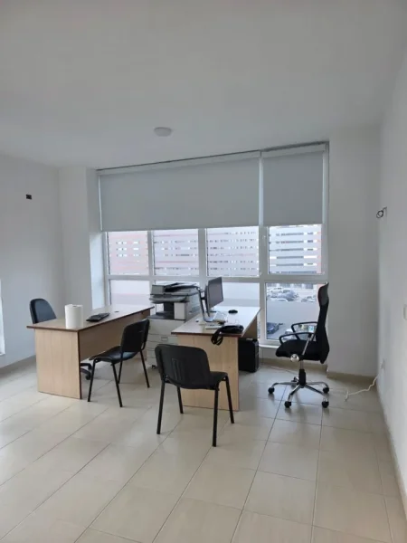Tirane, jepet me qera apartament 1+1 Kati 3, 67 m² 440 € (Bulevardi I Ri)