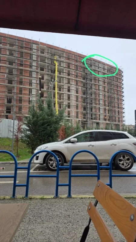 Tirane, shitet nga Pronari, pa-komision apartament 2+1+Ballkon Kati 9, 93 m² 15,000,000 lek