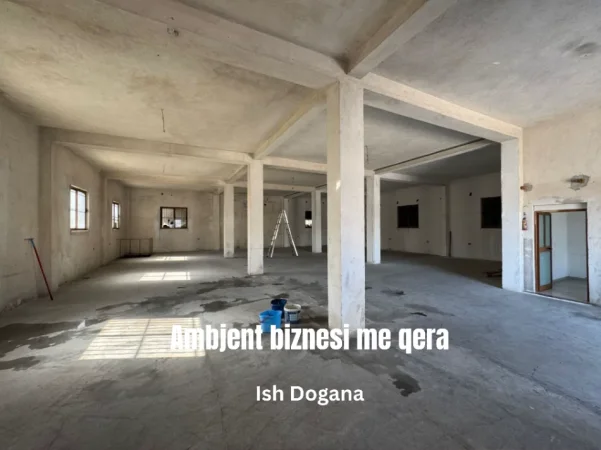 Tirane, jepet me qera magazine Kati 1, 300 m² 2.500 € (Ish Dogana)