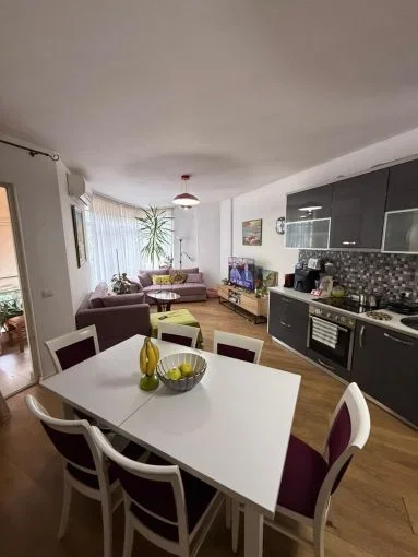 Tirane, shitet apartament 2+1+Aneks+Ballkon Kati 3, 116 m² 165.000 € (yzberisht)