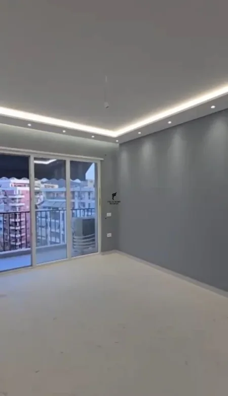 Tirane, jepet me qera zyre Kati 8, 115 m² 600 € (ASTIR)