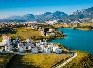Tirane, shitet truall , 1.520 m² (FARKE)
