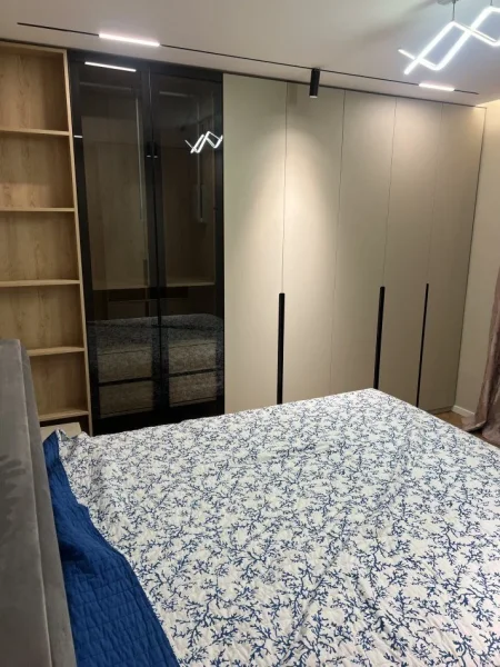 Tirane, jepet me qera apartament 1+1 Kati 1, 72 m² 650 € (Kodra E Diellit 1)