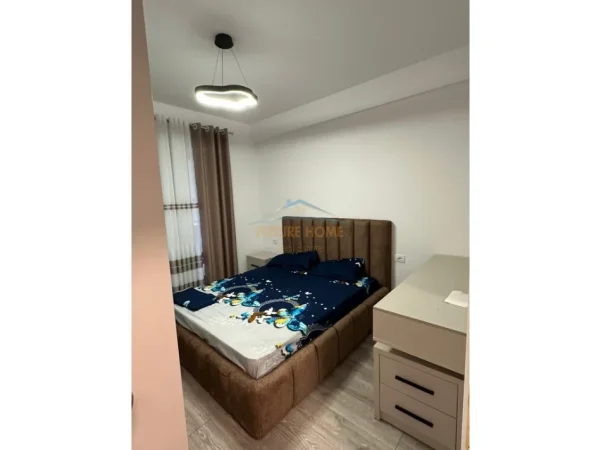 Tirane, jepet me qera apartament 1+1 Kati 4, 70 m² 525 € 
